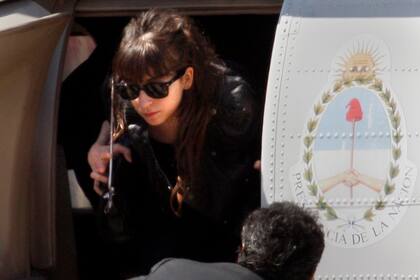 Florencia Kirchner no regresará de Cuba si no la autorizan los médicos