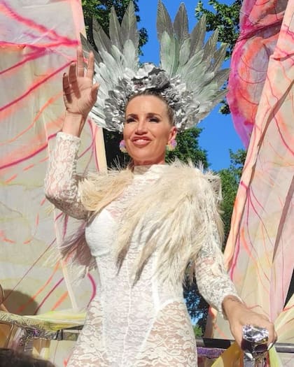 Florencia Peña mostró su outfit para asistir a la Marcha del Orgullo (Foto: Instagram @flor_de_p)