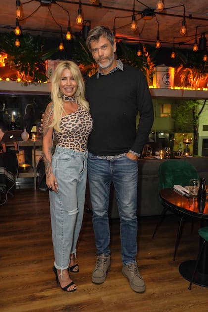 Florencia Peña y su futuro marido, Ramiro Ponce de León, confirmaron la fecha su casamiento