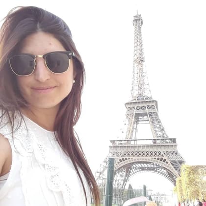 Florencia soñaba desde chica con conocer la Torre Eiffel.