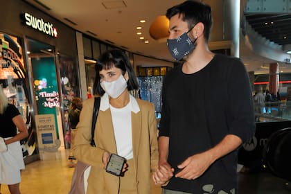 Florencia Torrente con su novio