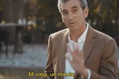 Florencio Randazzo emitió un último spot en el que se oye la voz de su madre