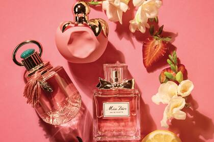 Flores, frutas y elementos de la tierra componen las fragancias ideales para los días cálidos