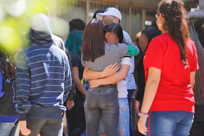 Flores: secuestraron a una adolescente de 15 años a la salida del colegio y la hallaron muerta tras el pago del rescate