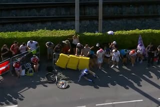 Otro de los principales protagonistas del Tour de France se cayó y se fracturó una clavícula