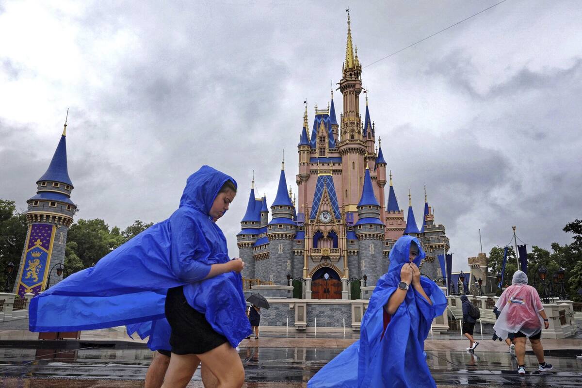 Florida continúa con una fuerte inestabilidad climática tras el paso del huracán Milton