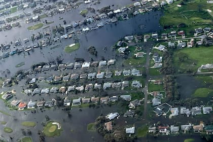 El huracán Ian dejó devastó algunas zonas de Florida tras su paso