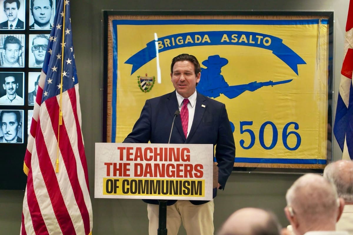 Florida inició el ciclo lectivo 2026-2027 con estándares ampliados sobre la historia del comunismo en escuelas secundarias