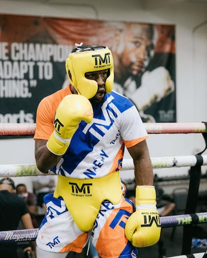 Floyd Mayweather Jr., boxeador estadounidense fue el primer pugilista en vencer a Canelo Álvarez en 2013 (Instagram/floydmayweather)