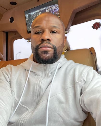 Floyd Mayweather planea ganarle al youtuber