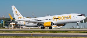 Flybondi ya no paga a los empleados, suma pedidos de quiebra y crecen las versiones de concurso preventivo