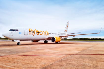 Flybondi desvía todas sus operaciones a Ezeiza por el paro general.