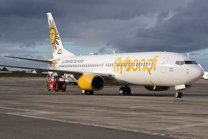 Flybondi llegó a operar con un solo avión la semana pasada