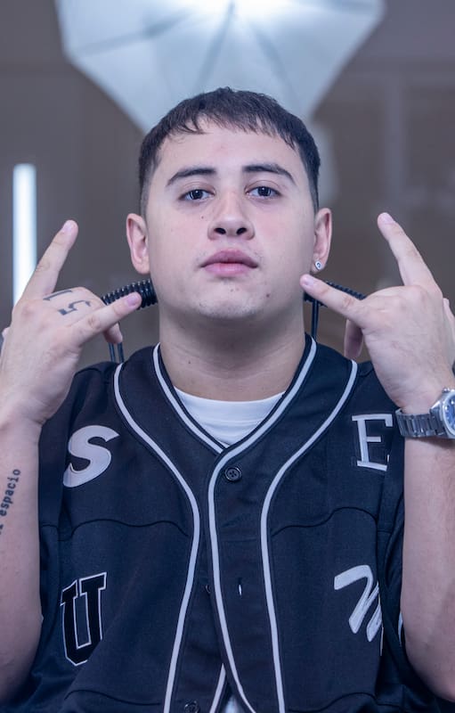 FMK no sólo es seguido por millones de fanáticos que gustan de su música, también que es el compositor más elegido por los referentes de la música urbana