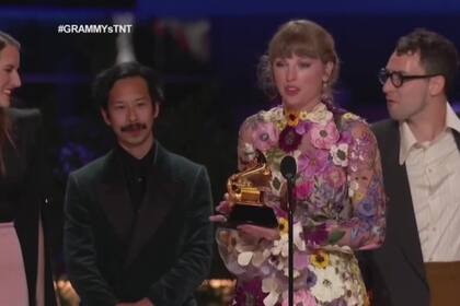 "Folklore" de Taylor Swift gana premio Grammy al álbum del año