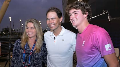 Fonseca junto con Rafa Nadal y Roberta, su mamá