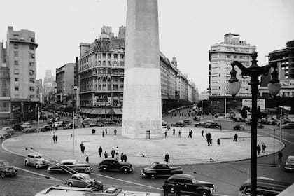 Obelisco, Buenos Aires, 1951-1952, de Grete Stern