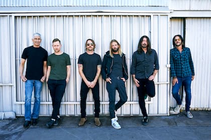 Foo Fighters lanza este viernes su décimo disco de estudio, Medicine at Midnight