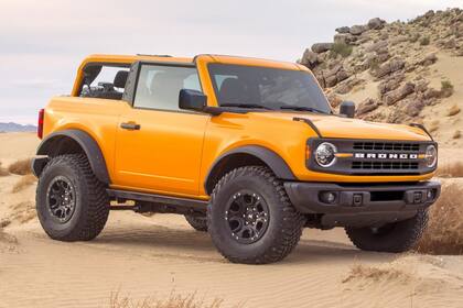 Ford Bronco. Rústico y encantador, representa el regreso del óvalo al segmento de los verdaderos off-road