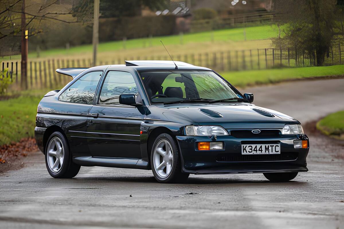Ford Escort RS Cosworth Lux (1993).