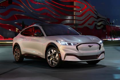 Ford Mustang Mach-E, la sorpresa para los amantes de la marca estadounidense y uno de los más eficientes en términos de autonomía