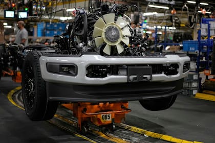 Ford prevé impacto de $1.500 millones por aranceles este año