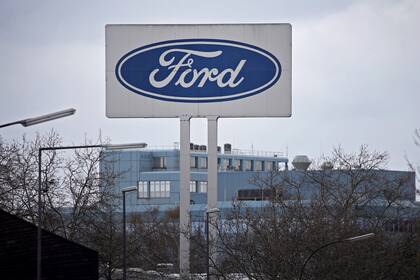 Ford producirá 50.000 respiradores en EE.UU. en los próximos 100 días para infectados por coronavirus