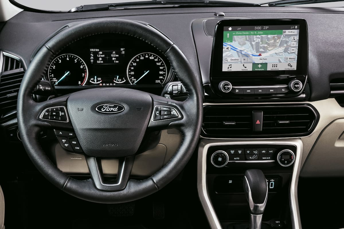 Ford tiene su propio sistema de navegación, SYNC3, pero también es compatible con Android Auto; la mayoría de los autos modernos funciona de igual manera