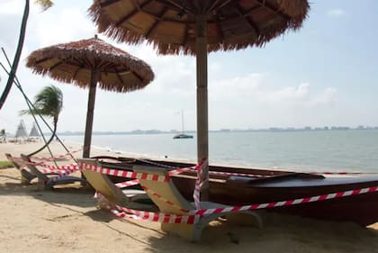 Las calles tranquilas y las playas desiertas del complejo le han valido la reputación de "ciudad fantasma".