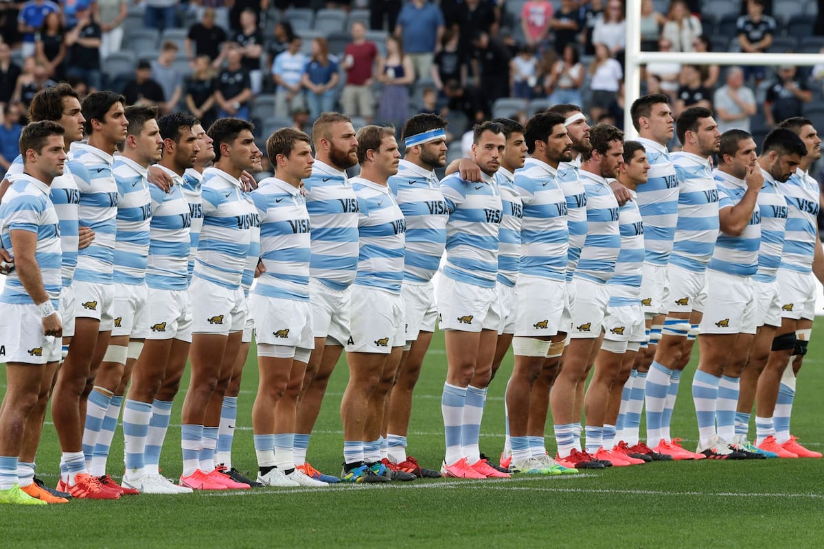 Formación inicial de Los Pumas para enfrentar a los All Blacks en el Tri Nations.