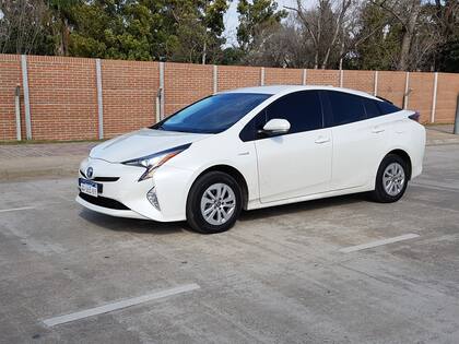 Formas angulosas para la cuarta generación del Prius