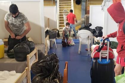 Con la visita de Horacio Pietragalla, el gobierno de Formosa permitió la salida de decenas de personas retenidas en centros de aislamiento