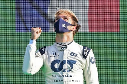 Fórmula Uno F1 - Gran Premio de Italia - Autodromo Nazionale Monza, Monza, Italia - 6 de septiembre de 2020 Pierre Gasly de AlphaTauri celebra ganar el Gran Premio de Italia.