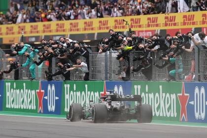 Fórmula Uno F1 - Gran Premio de Portugal - Circuito Internacional del Algarve, Portimao, Portugal - 25 de octubre de 2020 Mercedes Lewis Hamilton gana la carrera