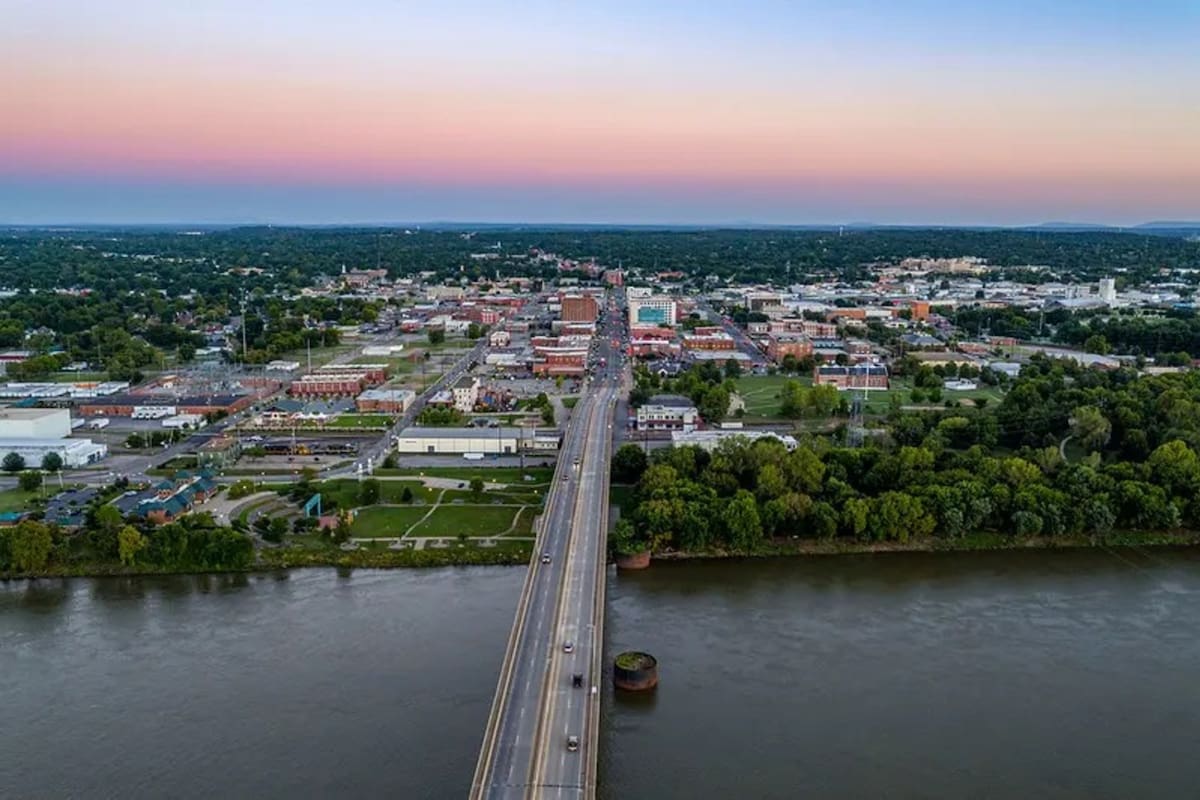 Fort Smith, la ciudad que paga a quienes quieran vivir en ella