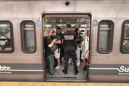 Fortalecieron el despliegue policial en los subtes