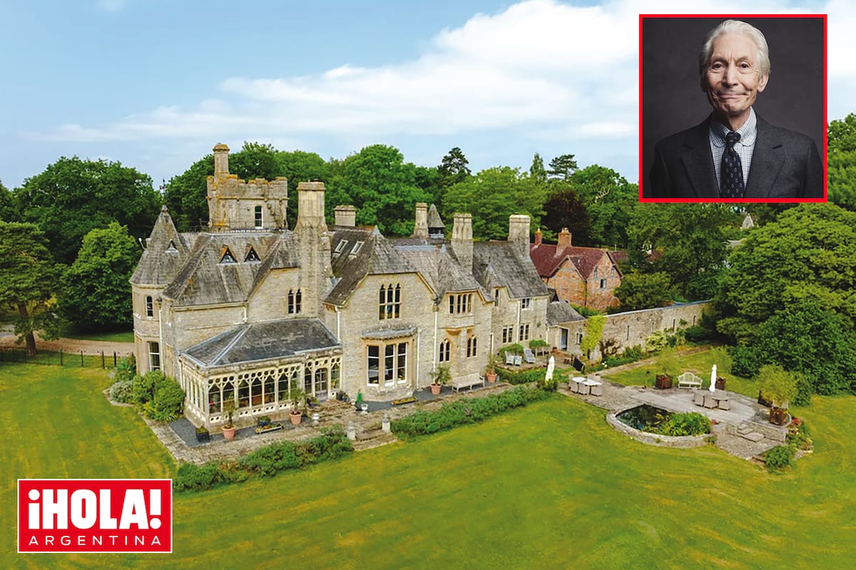 Foscombe House, una casa de campo de estilo gótico victoriano en el condado de Gloucestershire, Inglaterra, se vende por 9,7 millones de dólares.