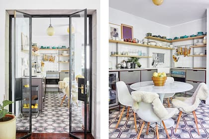 Engamado con los muebles y el revestimiento, los calcáreos hechos a pedido hacen que el piso también sostenga el peso visual.