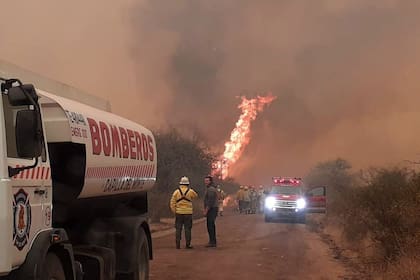 Foto de archivo: incendio en la zona de Cuchi Corral, cerca de La Cumbre, Córdoba.