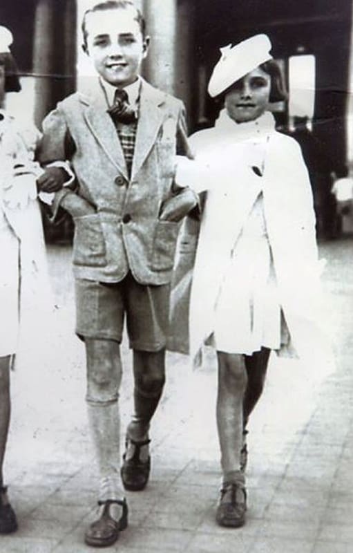 Foto de familia. Mirtha Legrand y sus hermanos José y "Goldy" en la ciudad de Mar del Plata