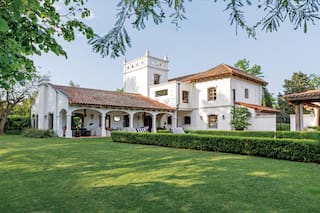La diseñadora Leticia Rocco nos invita a conocer su casa en el Tortugas Country Club.