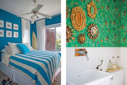 Más color en el baño exterior con empapelado de la artista francesa Nathalie Lété (Anthropologie) y espejos artesanales de Perú.