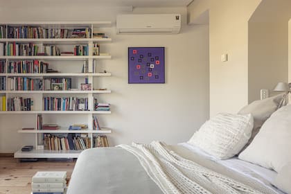 Acolchado, almohadones y respaldo (Entre Dos).