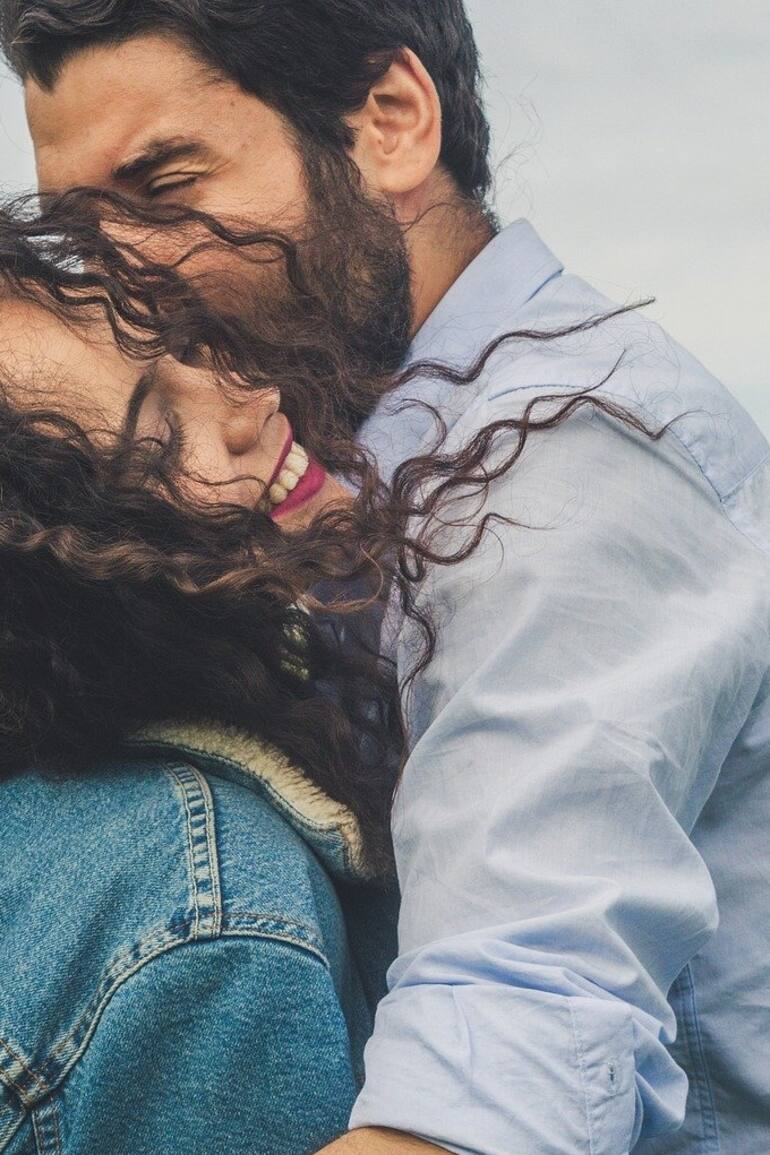 Abel y Claudia se conocieron hace veinte años.