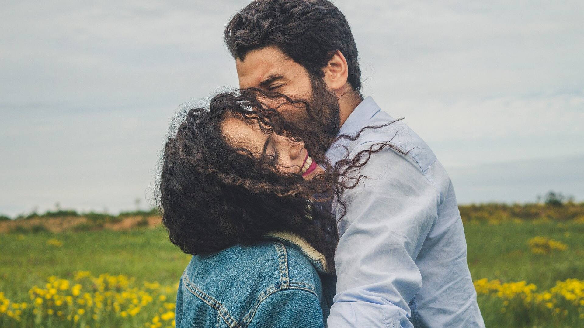 Abel y Claudia se conocieron hace veinte años.