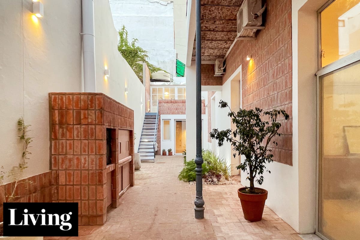 Foto del patio de un PH renovado en Villa Crespo.