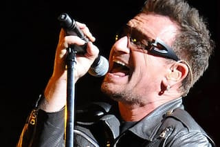 Bono, de U2, tras perder la voz en pleno recital llevó calma a sus fans