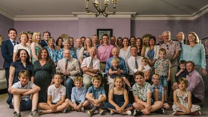 Foto familiar con la cual la serie "Mrs Wilson" cierra su historia