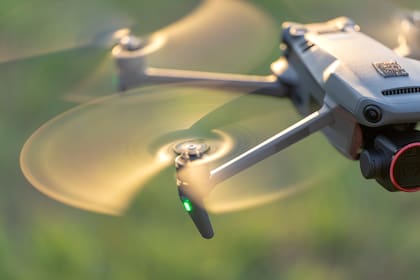 Foto ilustrativa drone comercial