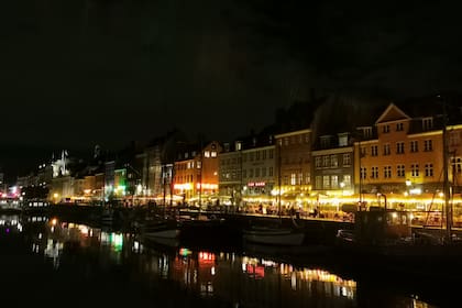 Foto tomada en la noche del 14 de septiembre por Maream.